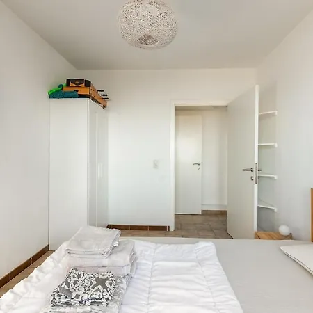 Unique Sea Views - Peace & Nature - Near Tram Stop Ostend