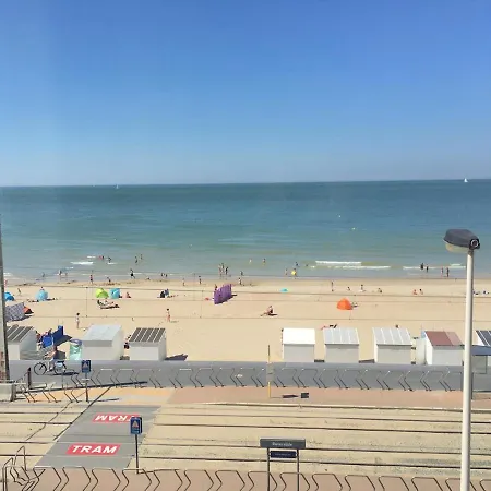 Apartment Unique Sea Views - Peace & Nature - Near Tram Stop
