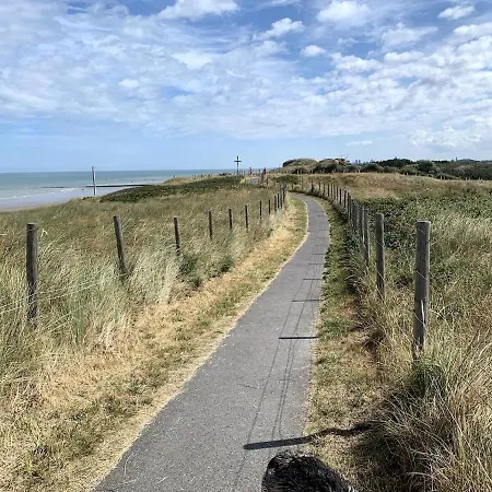 Unique Sea Views - Peace & Nature - Near Tram Stop Ostend